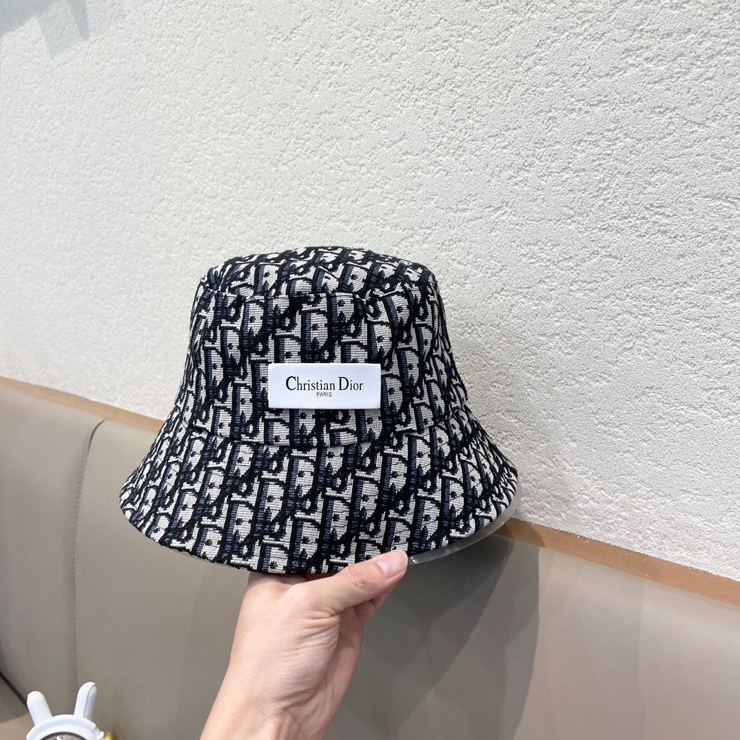 Christian Dior Caps